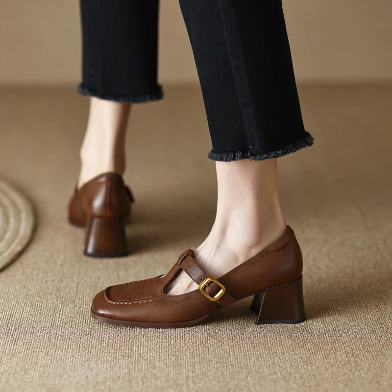 Square-Toe Mary-Jane (Olivea)