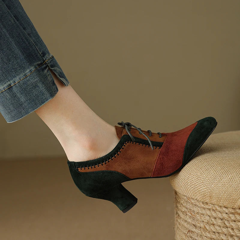 Pointed-Toe Heel (Iris)
