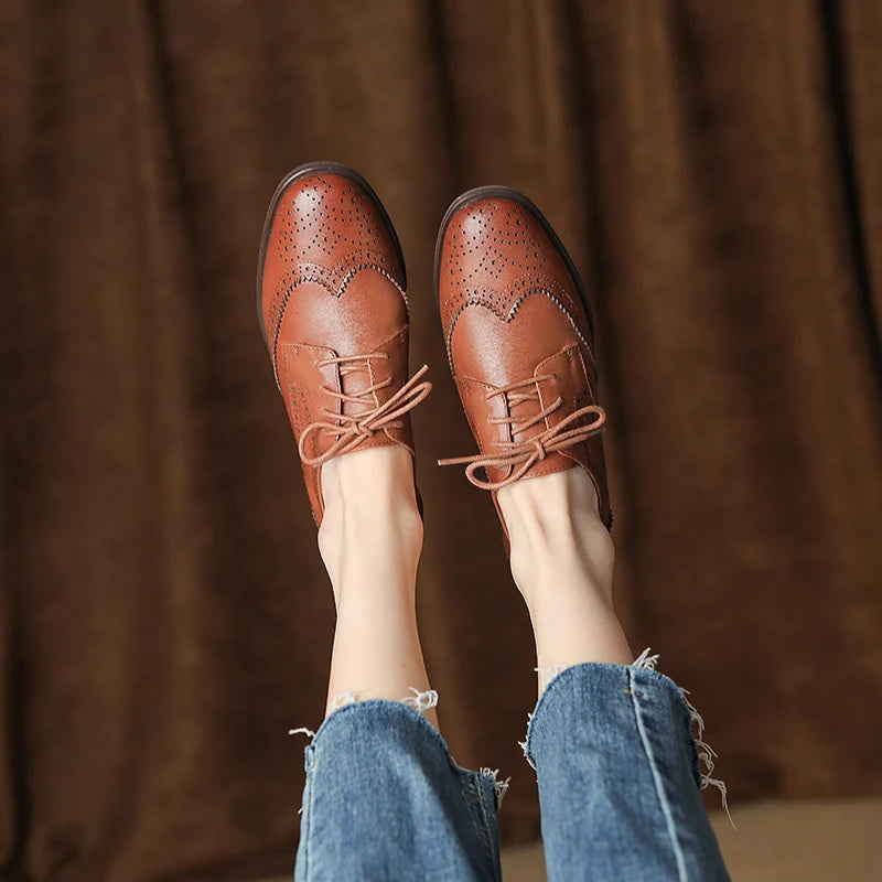 Round-Toe Lace-up (Frances)