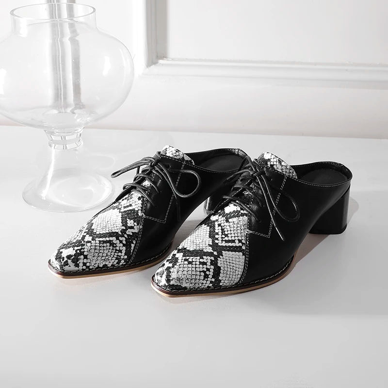 Pointed-Toe Mule (Vanya)