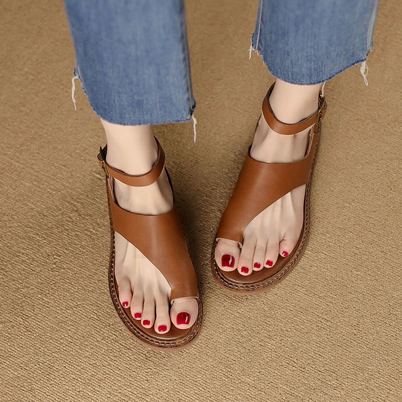 Round-Toe Sandal (Noelia)