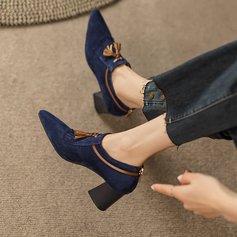 Pointed-Toe Heel (Livvy)
