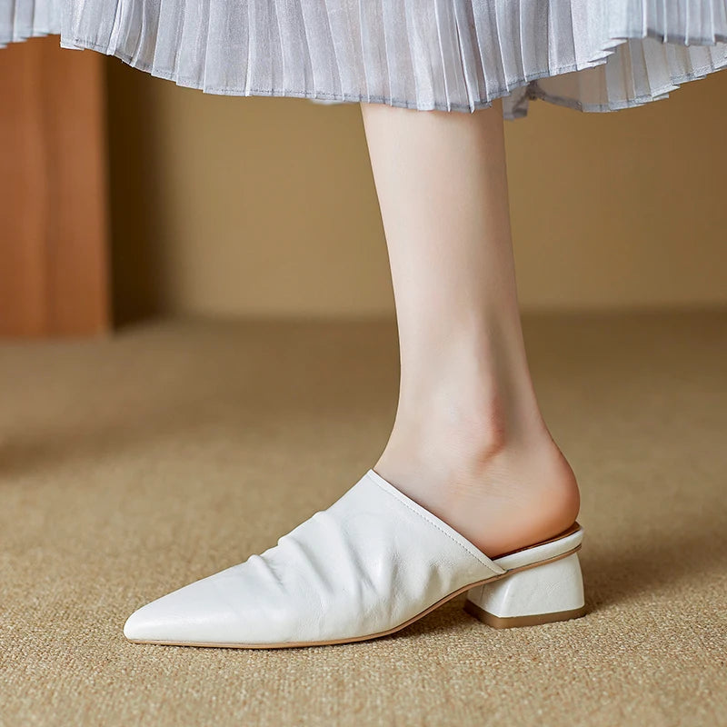 Pointed-Toe Mule (Viola)