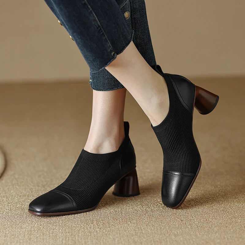 Square-Toe Heel (Ophelia)