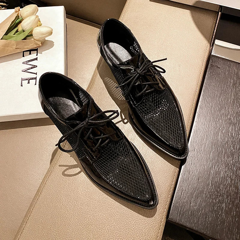 Pointed-Toe Lace-up (Maxine)
