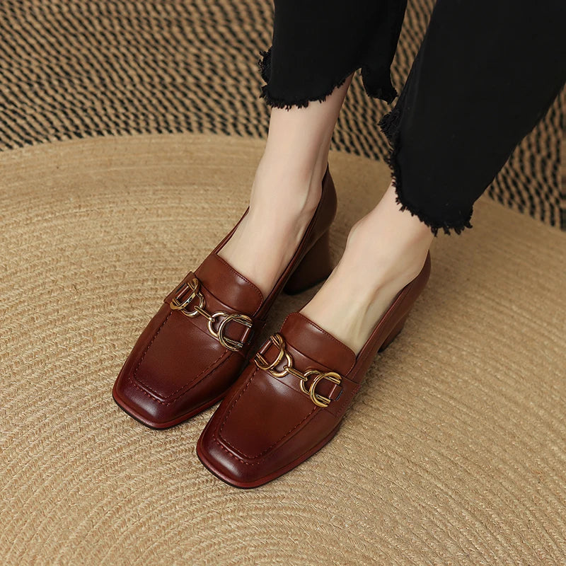 Square-Toe Block Heel (Nuria)