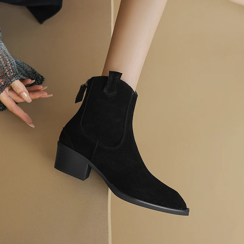Pointed-Toe Ankle Boot (Zana)