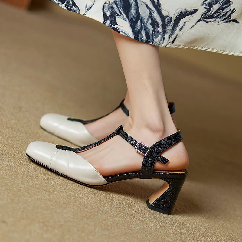 Square-Toe Sandal (Brittany)