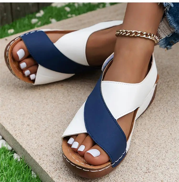Round-Toe Wedge (Tilly)