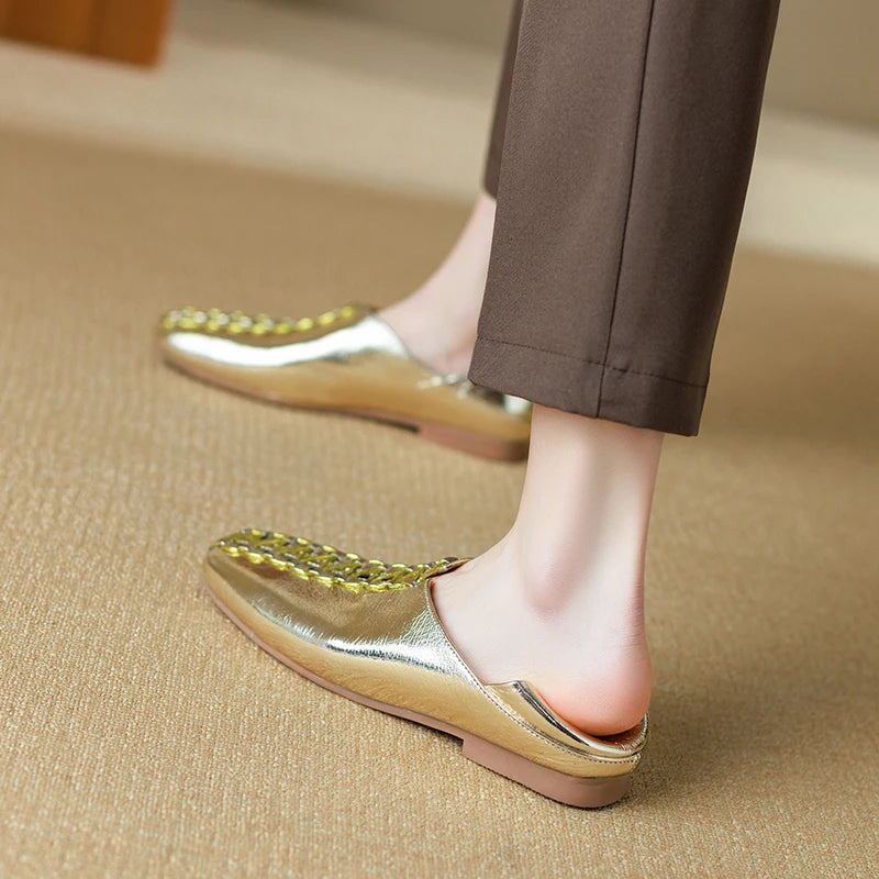 Square-Toe Slip-on (Gwen)