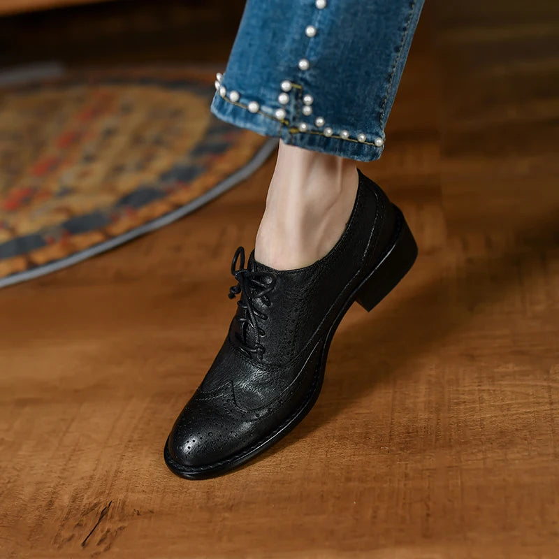 Round-Toe Lace-up (Oakley)