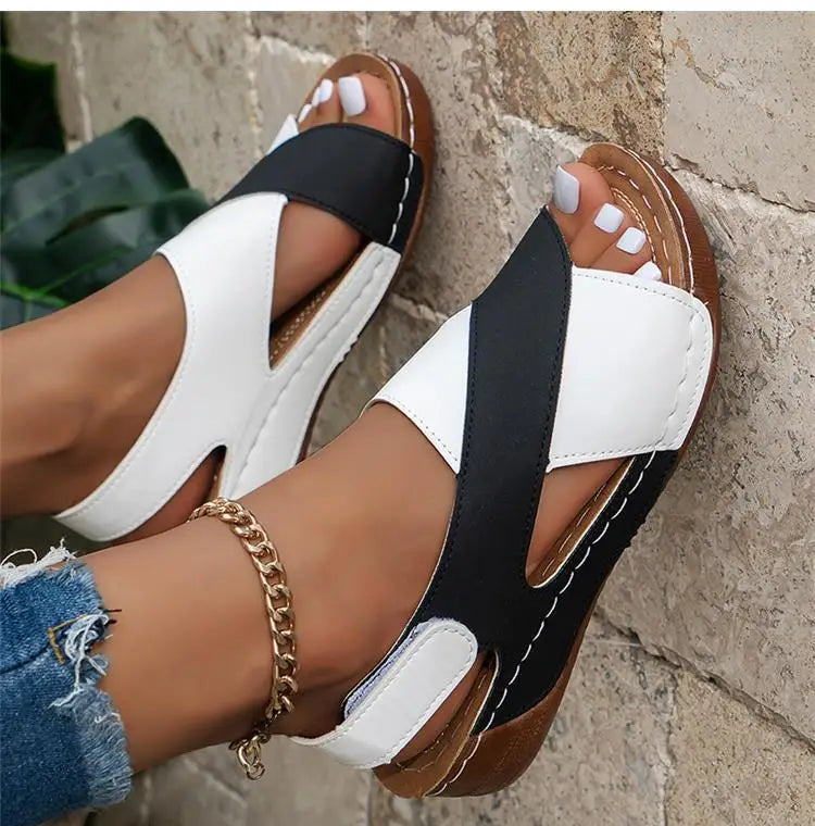 Round-Toe Wedge (Tilly)