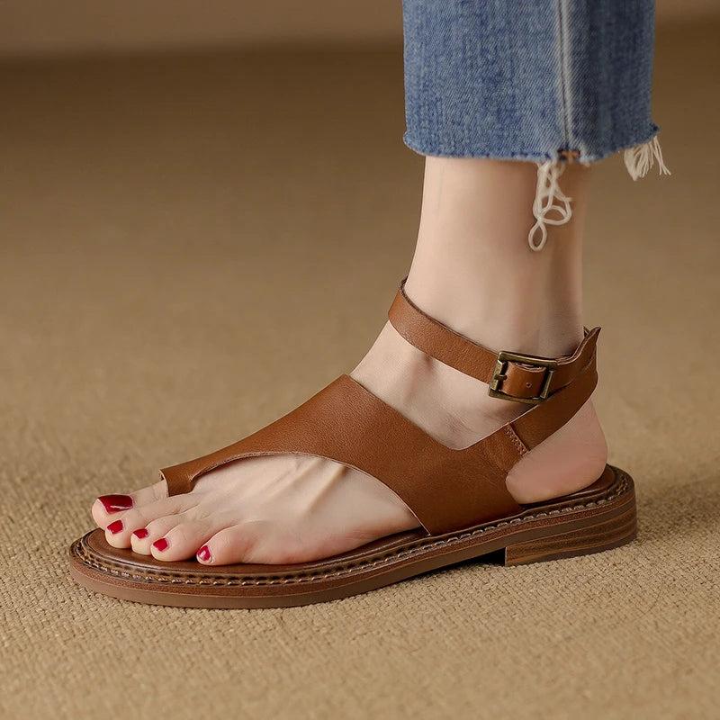 Round-Toe Sandal (Noelia)