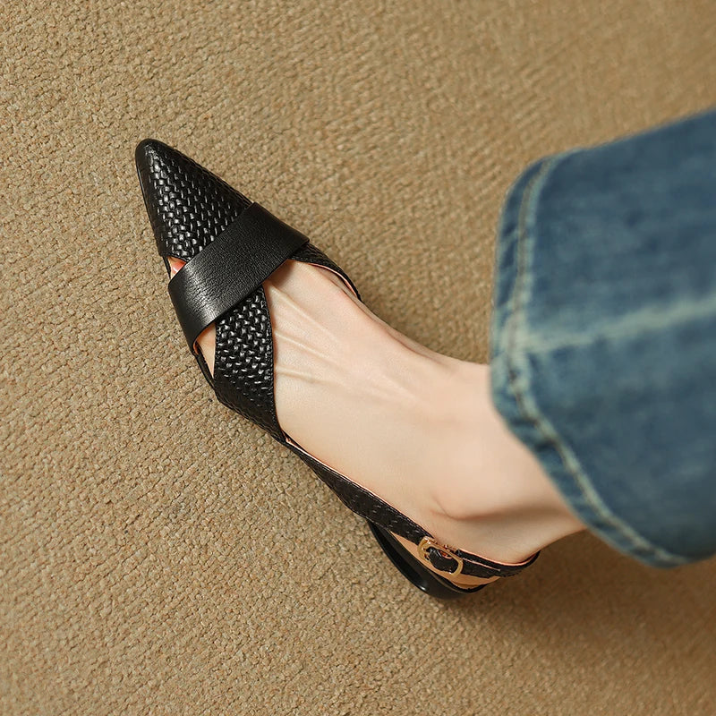 Pointed-Toe Sandal (Vania)