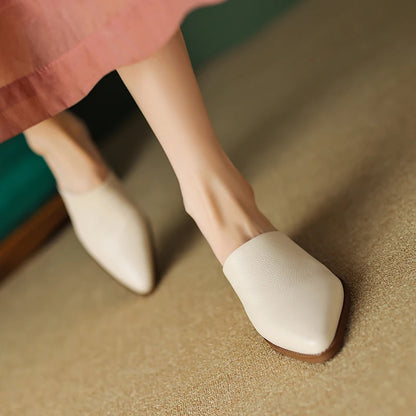 Pointed-Toe Mule (Yvonne)