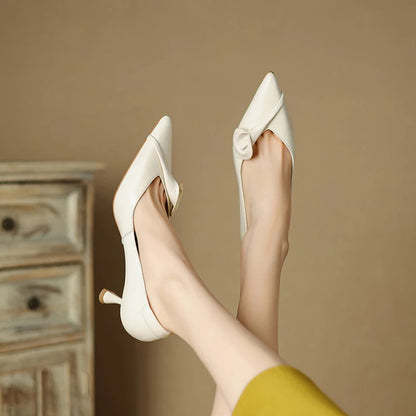 Pointed-Toe Heel (Flavia)