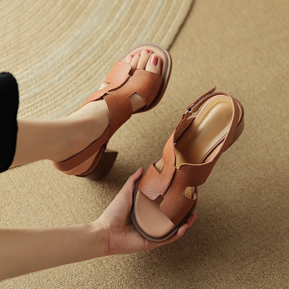 Square-Toe Sandal (Savannah)