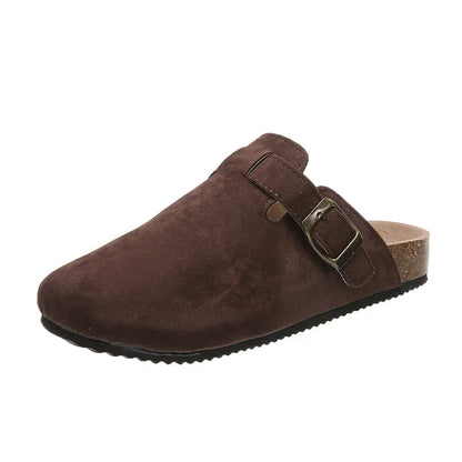 Round-Toe Clog (Eden)