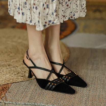Pointed-Toe Heel (Aaliyah)
