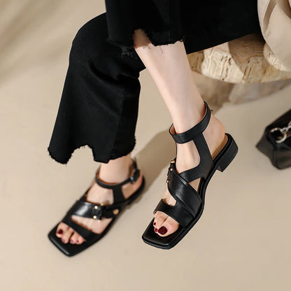 Square-Toe Sandal (Udele)