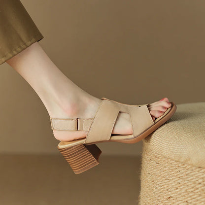 Square-Toe Sandal (Savannah)