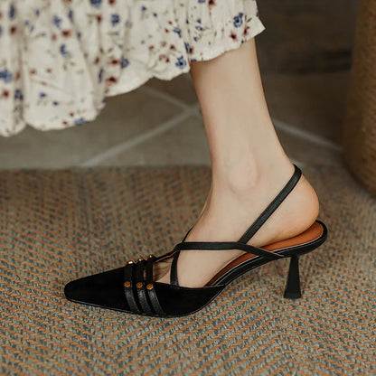 Pointed-Toe Heel (Aaliyah)